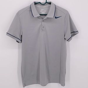 Nike Tennis Shirt Men’s Size Medium